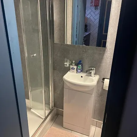 Entire Brand New Serviced In Moseley